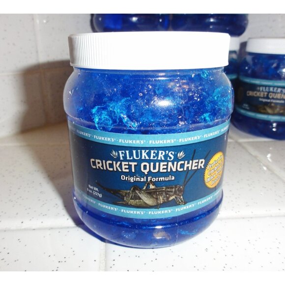 Fluker's Cricket Quencher Original Formula Lot of Five & 1/3 Full 8 oz container - Picture 3 of 8